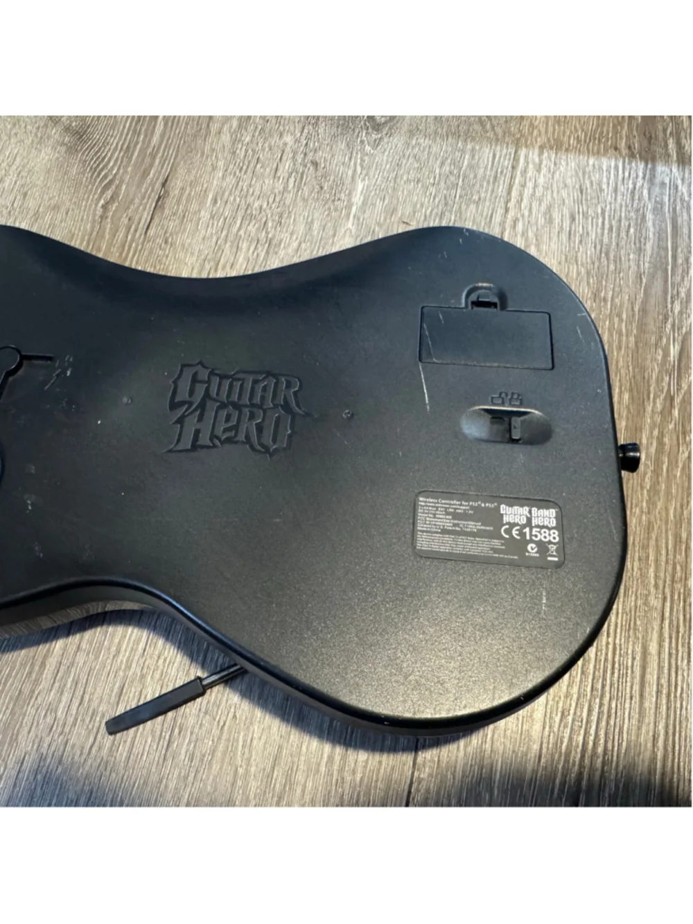 Guitar Hero Wireless Controller for PS2/PS3 One Size Red and White